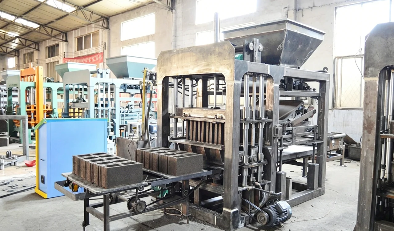 QTY4-15 brick machine
