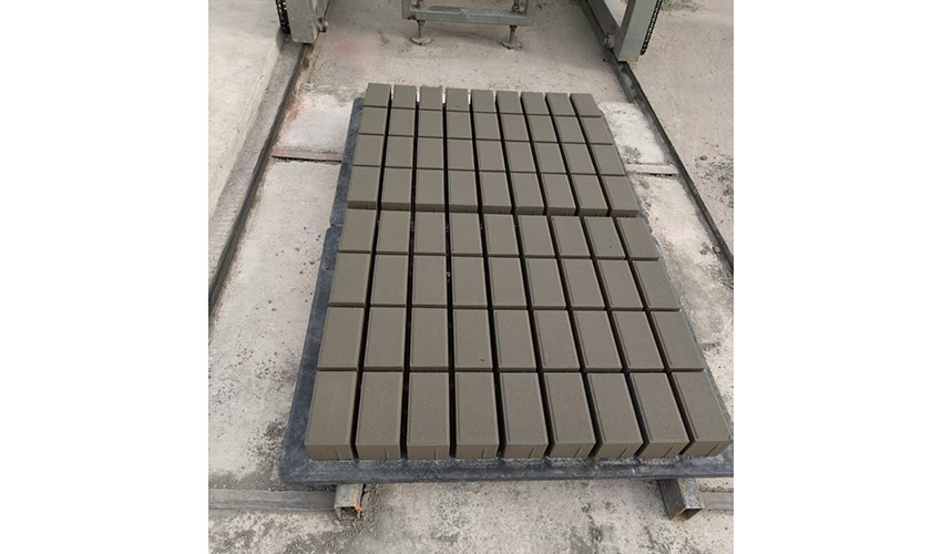 concrete block making machine.jpg
