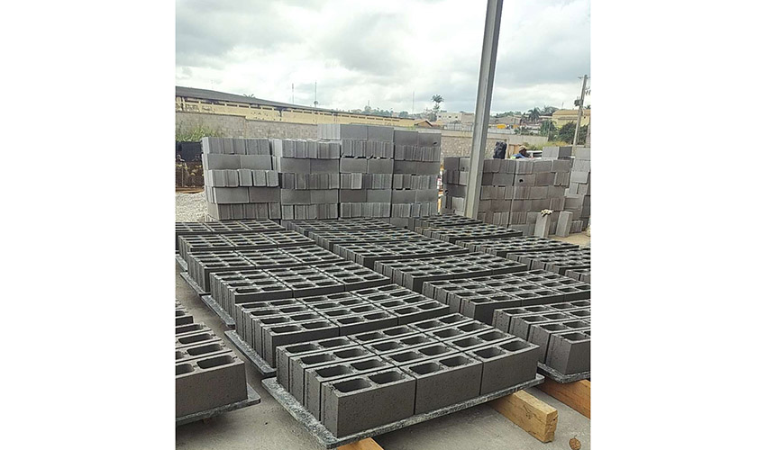 concrete block making machine.jpg